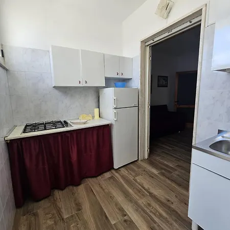 Scirocco Apartment *