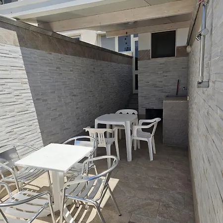 Apartament Scirocco *